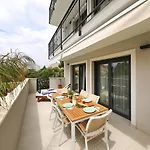 Aparthotel Luxury 4*