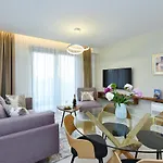 Luxury Apartmanhotel Zára