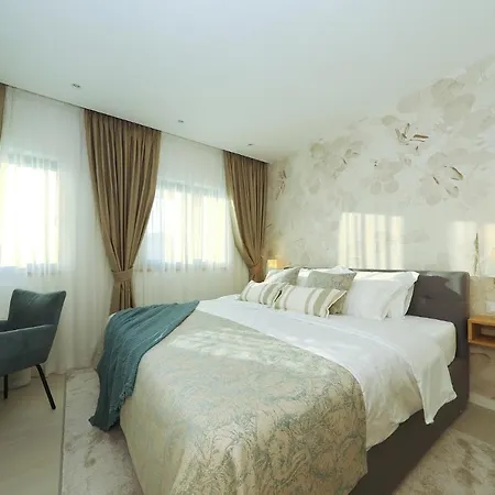 Hotel apartamentowy Luxury