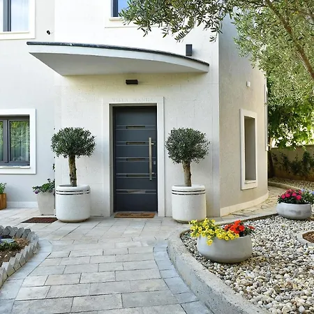 Апарт-отель Luxury 4*