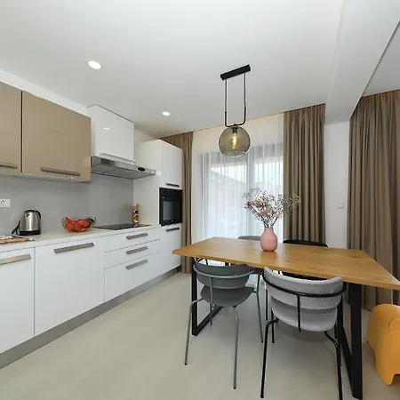 Hotel apartamentowy Luxury
