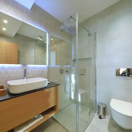 Hotel apartamentowy Luxury