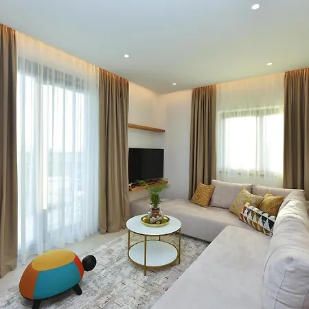 Luxury Hotel apartamentowy 4*