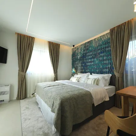 Manda Luxury 4* 자다르