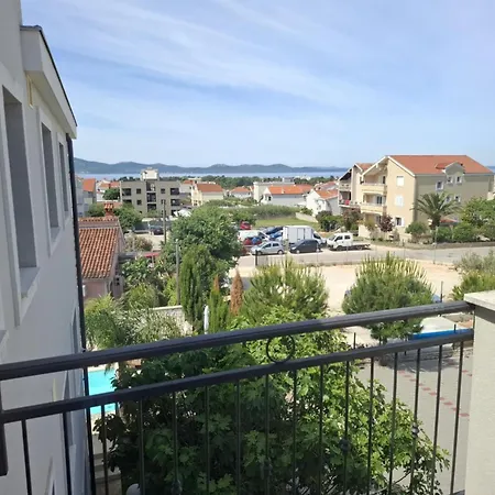 아파트호텔 Manda Luxury 자다르
