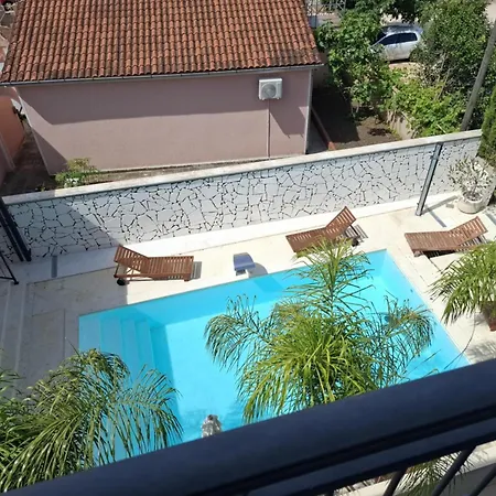 아파트호텔 Manda Luxury 4*