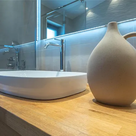 Hotel apartamentowy Luxury