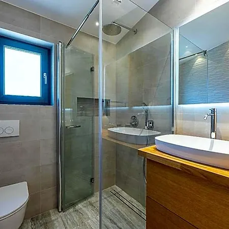 Luxury Ξενοδοχείο με διαμερίσματα Ζαντάρ
